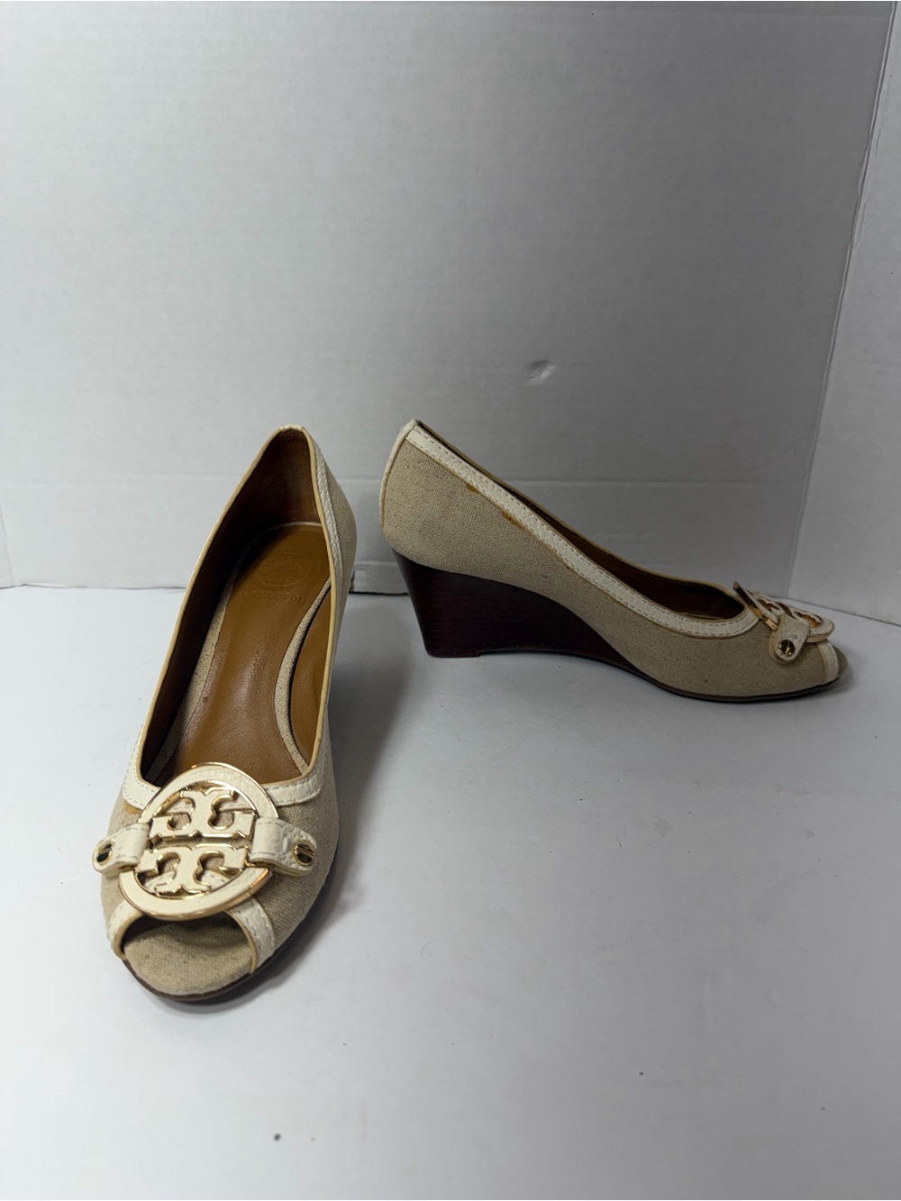 Tory Burch Amanda Open Toe Wedge Burlap Heels Beige Women's Size 7.5M with dustB
